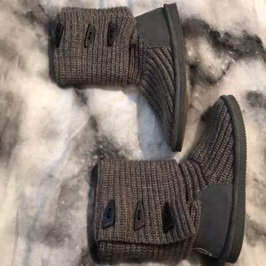 Women’s size 9 Bear paw boots